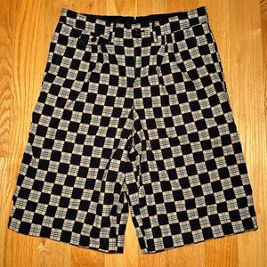 Burberry Checked Cotton Chino Shorts – Archive Beige/Black 🔥🔥🔥